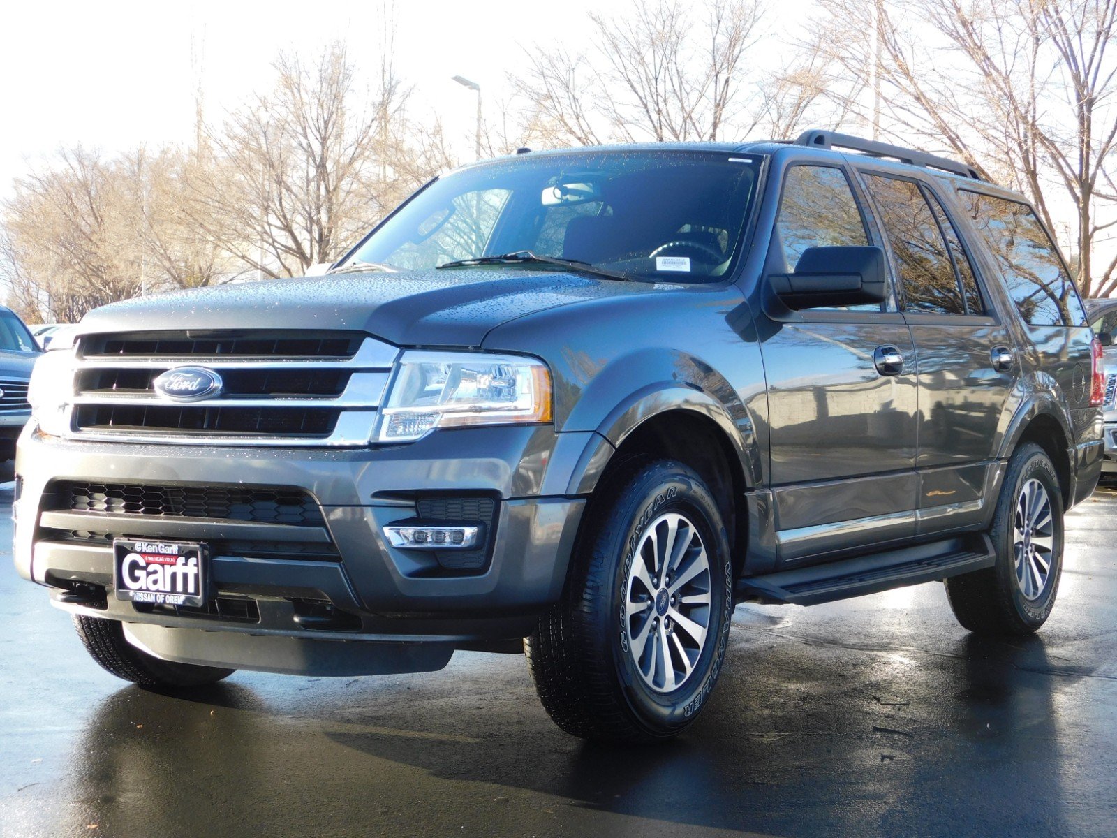 Pre-Owned 2017 Ford Expedition XLT Sport Utility #2NU5362 | Ken Garff ...