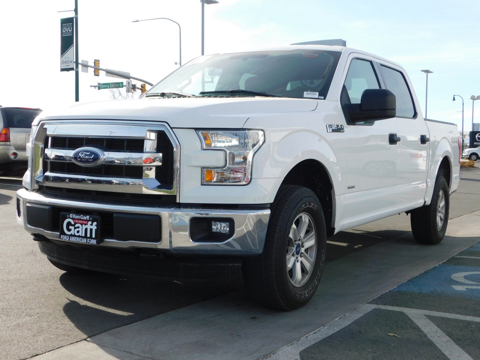 Pre-Owned 2016 Ford F-150 4WD SUPERCREW 145 XLT Crew Cab Pickup ...