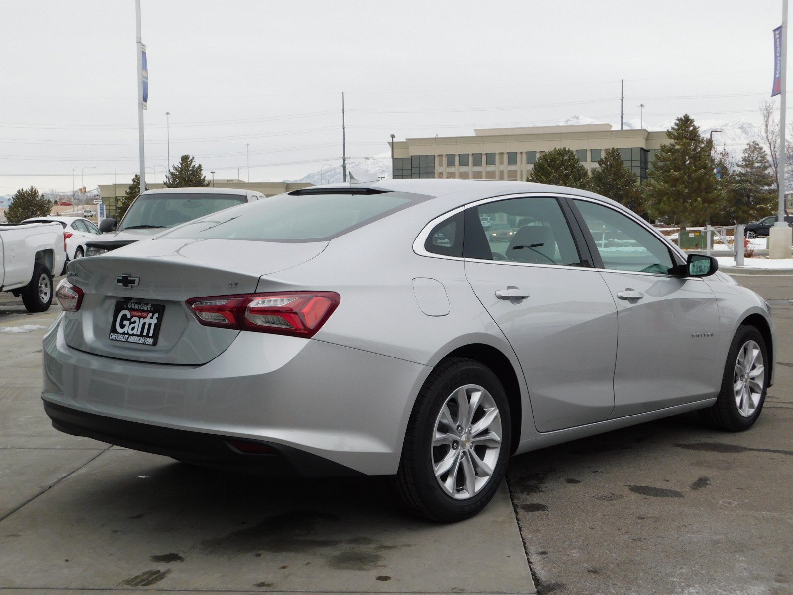 New 2019 Chevrolet Malibu LT 4dr Car #4E90215 | Ken Garff Automotive Group