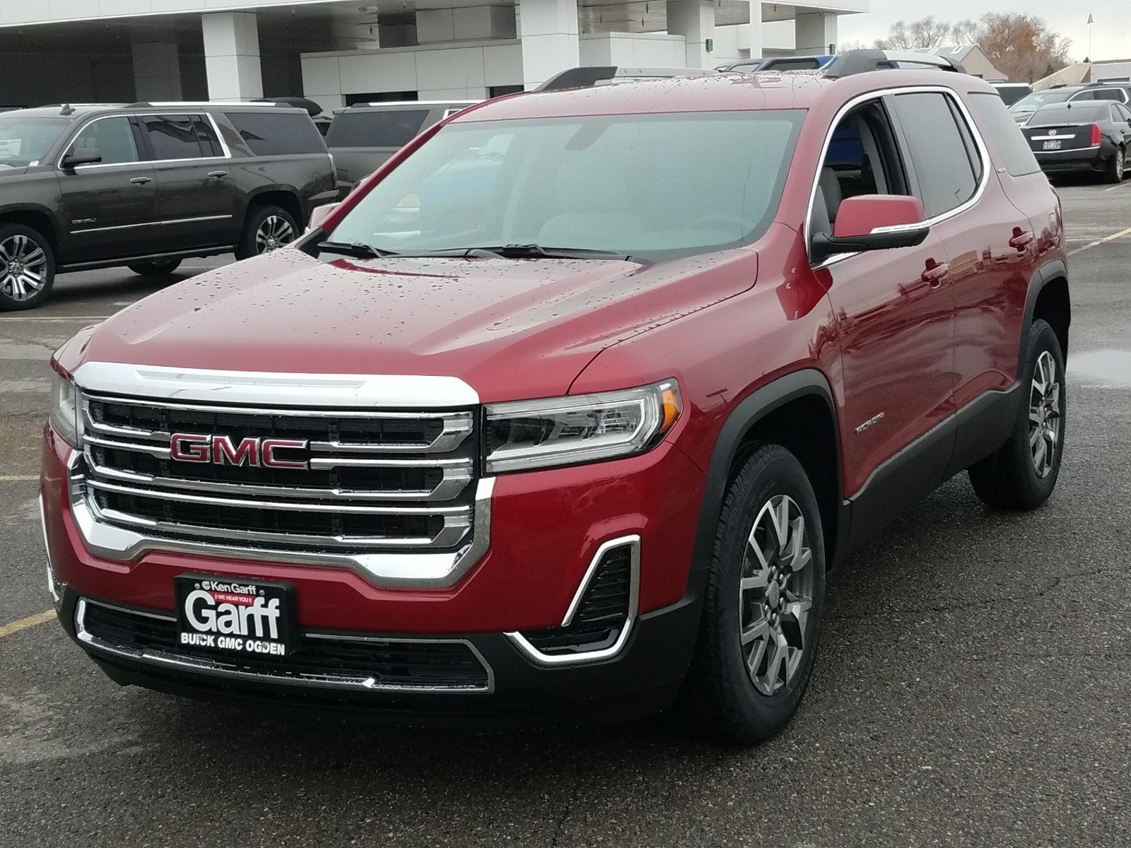 New 2020 GMC Acadia SLE Sport Utility #3G20111 | Ken Garff Automotive Group