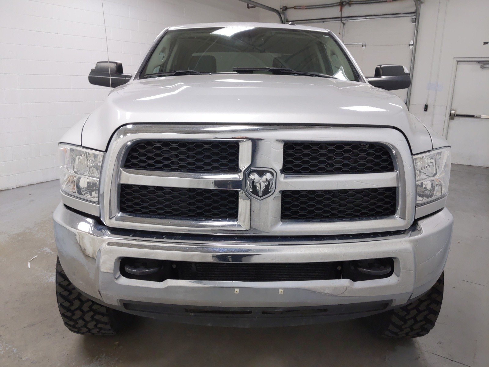 ram 3500 tradesman crew cab 4x4 long box