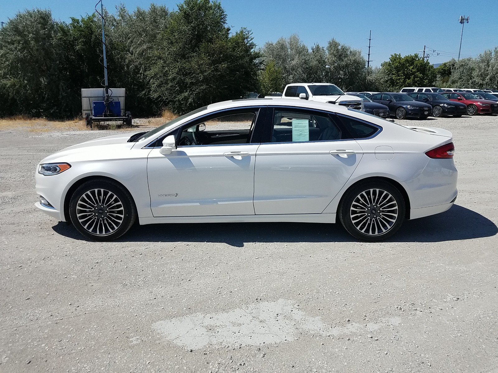 Ford fusion hybrid titanium