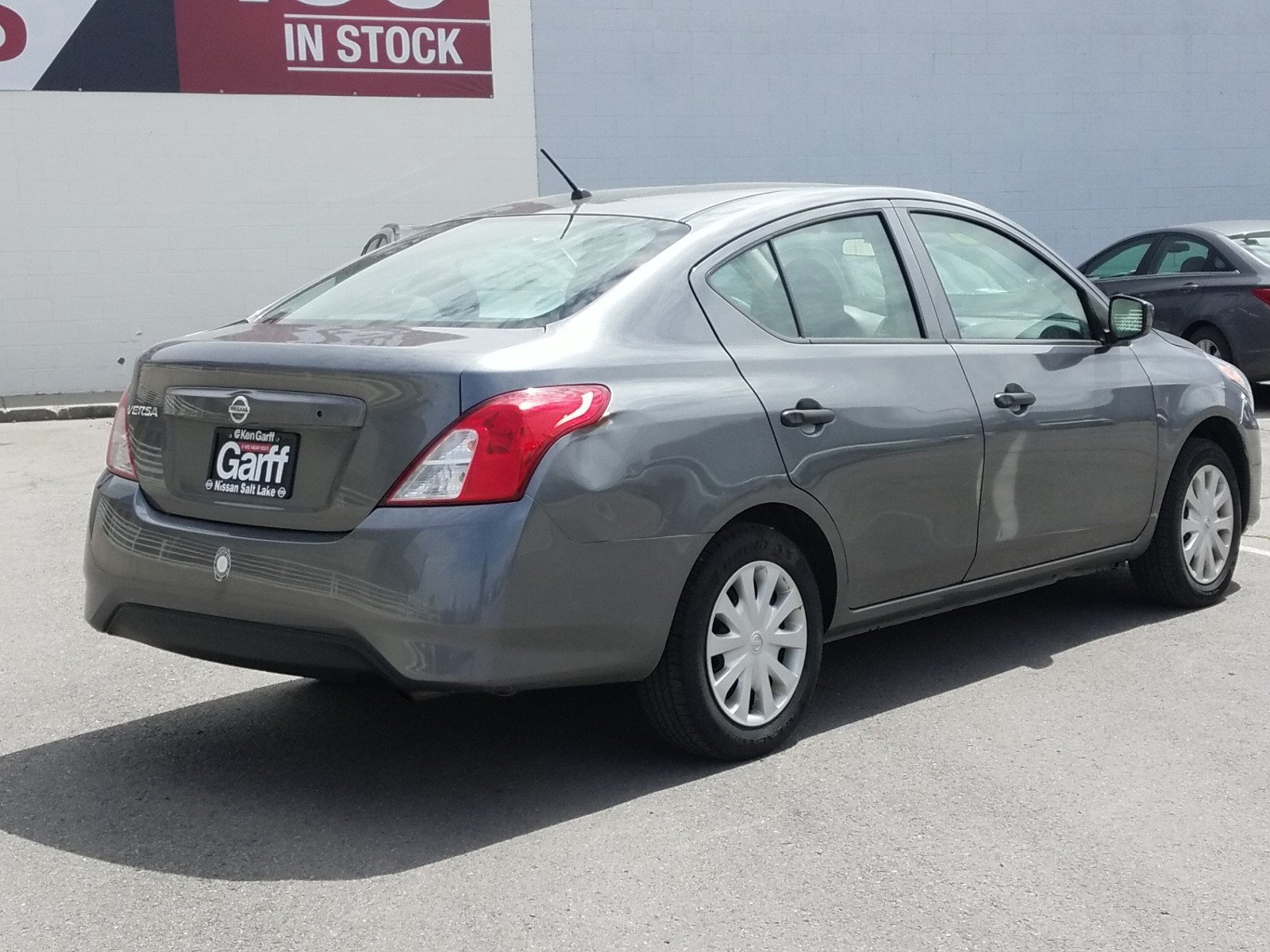 Pre-Owned 2016 Nissan Versa S 4dr Car #1NU9617A | Ken Garff Automotive ...