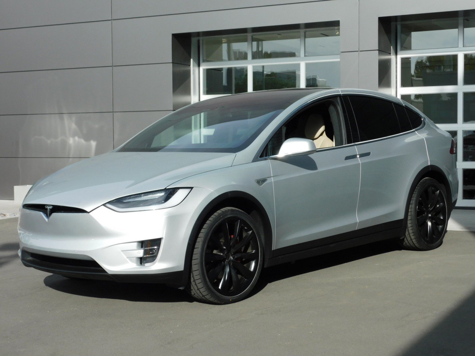 Pre-Owned 2016 Tesla Model X WAGON 4 DOOR Sport Utility ...