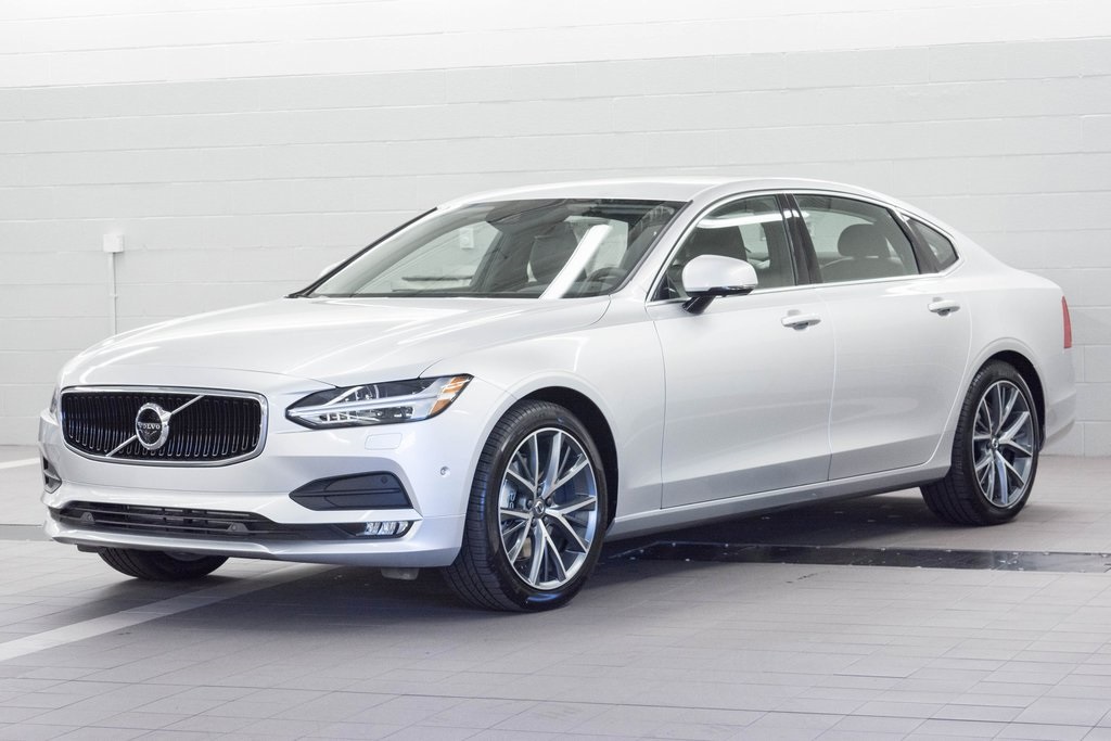 Volvo momentum. Volvo s90. Volvo s90 2018. Вольво s90 t5. Volvo s90 Momentum.