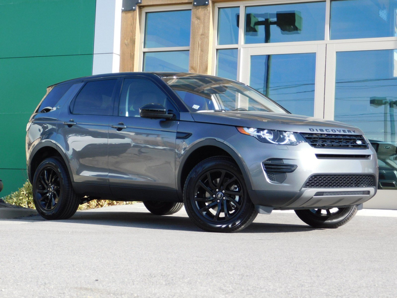 New 2019 Land Rover Discovery Sport Se 4wd