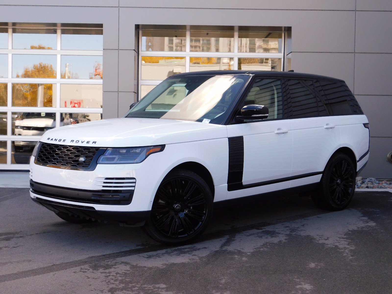 Range rover 2020 года