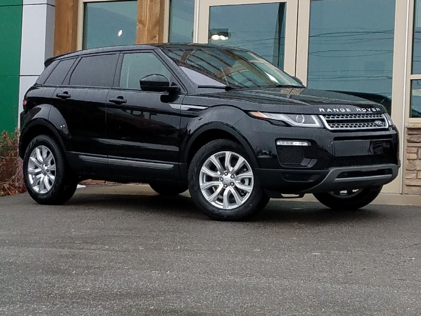 New Land Rover Range Rover Evoque Wagon 4 Door With Navigation 4wd