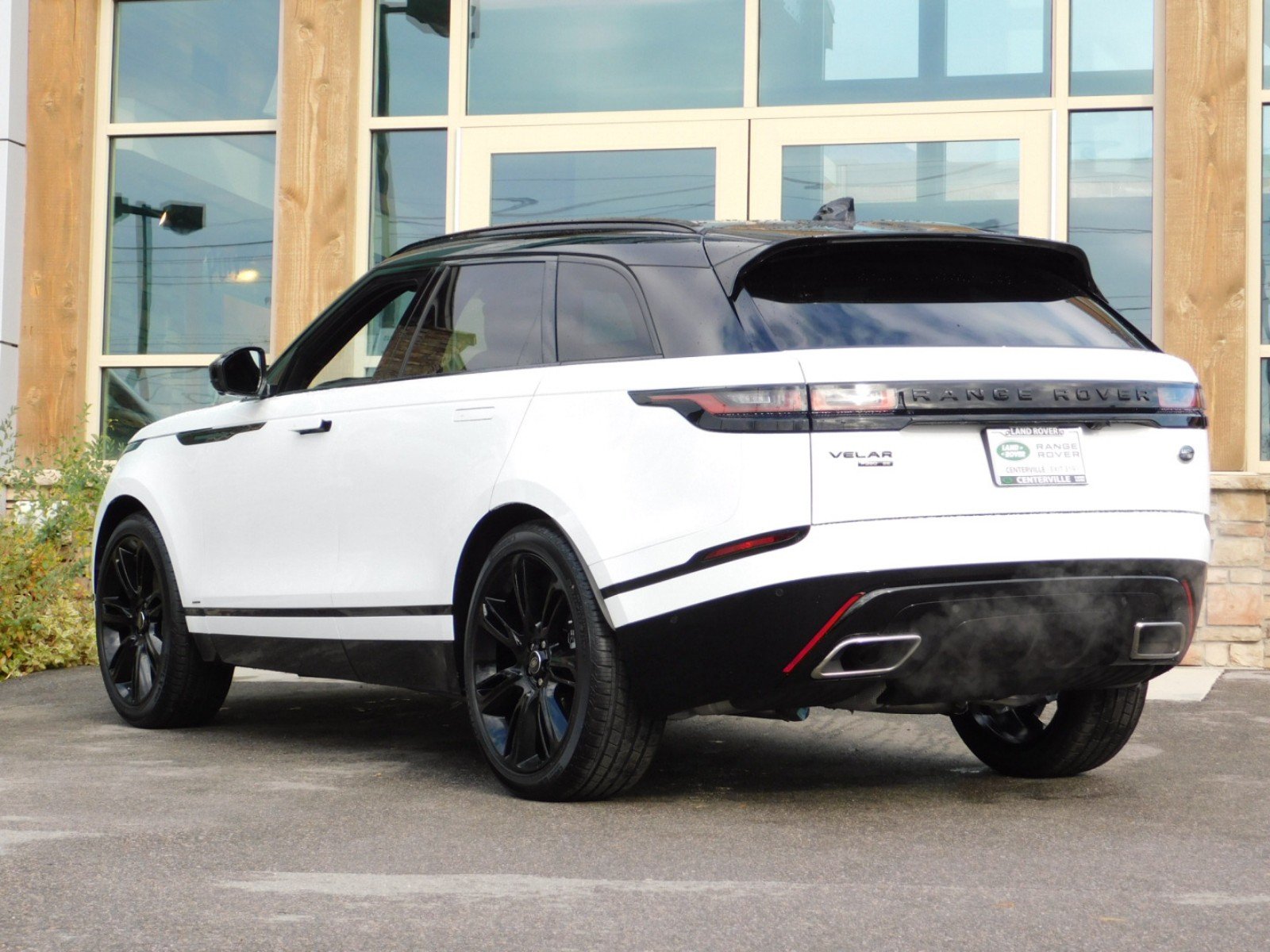 New 2019 Land Rover Range Rover Velar R-Dynamic SE Sport Utility ...