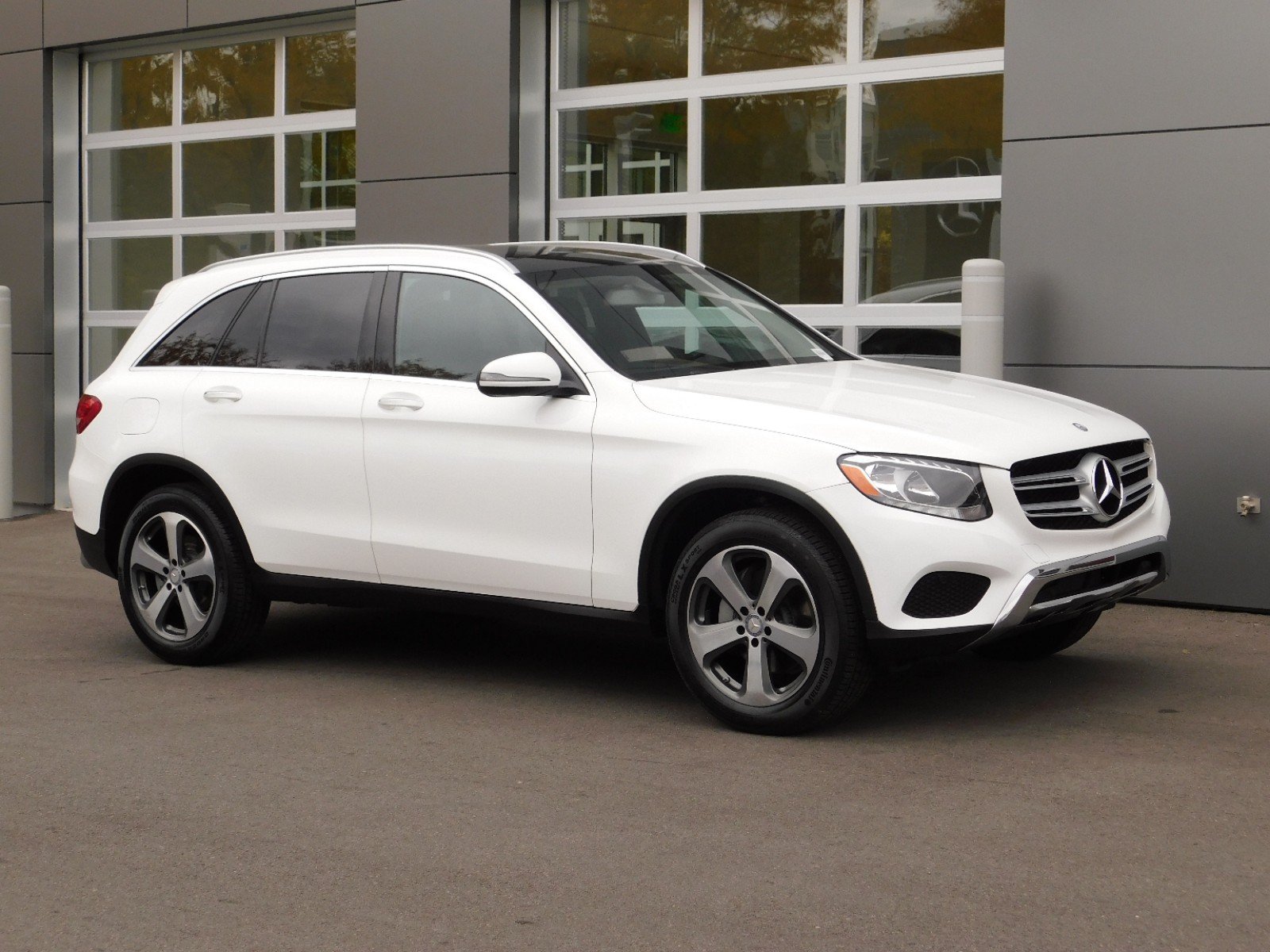 Pre Owned 2017 Mercedes Benz Glc Glc 300 Awd